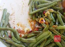 How to stir-fry green beans Illustration 8