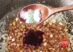 Illustration of how to make garlic vermicelli and baby vegetables 8