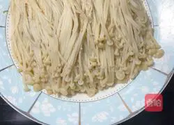 Illustration of how to make cold enoki mushrooms 2