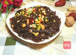 Illustration of how to make cold fern root powder 6