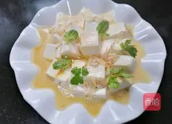 Illustration of how to make egg and tofu soup 11