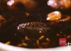 Drunk Mushrooms‖ Illustration of how a drunken shiitake mushroom can save your uneasy appetite during the change of seasons 7