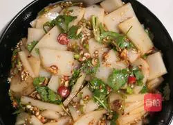 Illustration of how to make cold pork rind jelly 5