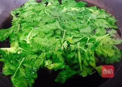 Illustration of how to make cold celery leaves 2