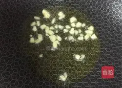 Illustration of how to make stir-fried lettuce 2