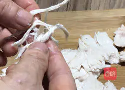 Illustration of how to make cold shredded chicken 14