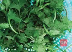 Illustration of how to make cold kelp shreds 4