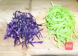 Illustration of how to make three pigments 4