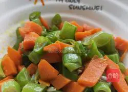 Illustration of how to make carrots and beans 7