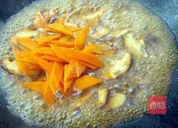 Illustration of Stir-fried Broccoli with Mushrooms 10