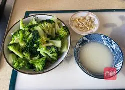 Illustration of how to make stir-fried broccoli 7
