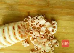 How to make sweet and sour diced lotus root 1