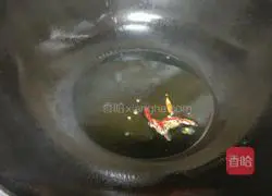 Illustration of how to make shredded potatoes 6