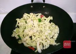 Illustration of how to make stir-fried cauliflower 6