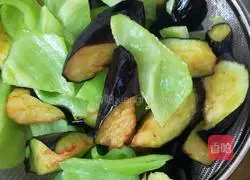 Illustration of how to make three delicacies at home 9