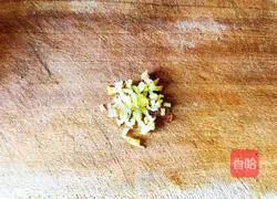 Illustration of how to make fried fungus with snow peas 4