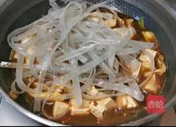 Illustration of how to make cabbage and tofu stewed vermicelli 9