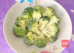 Illustration of how to make a flowering tree 3