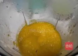 Illustration of how to make baby cabbage in golden soup 2