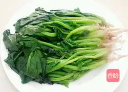 Illustration of how to cook boiled spinach 4