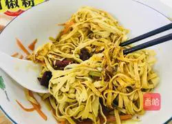 Illustration of how to make cold shredded dried tofu 12