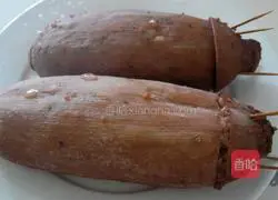 Illustration of how to make sweet-scented osmanthus, glutinous rice and lotus root 8