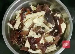 Illustration of how to make cold yuba and fungus 14