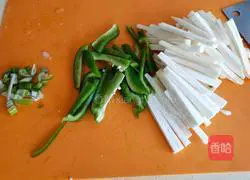 Illustration of how to make fried king oyster mushrooms and spicy pepper meat that is more delicious than meat 1