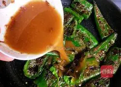 Illustration of how to make tiger skin peppers (light food to reduce fat) 18