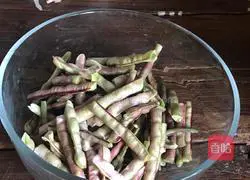 Illustration of how to make fried beans 1