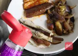 Illustration of three ways to eat eggplant 7