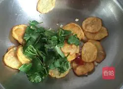 Illustration of how to make spicy potato chips 5