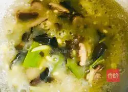 Illustration of how to make baby cabbage in soup 2