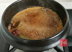 Illustration of how to make Tianjin spicy dried food 3