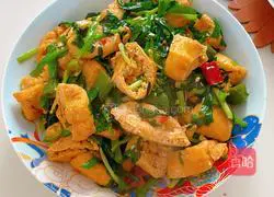 Illustration of how to make stir-fried leeks with bean paste 11