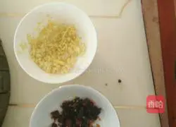 Illustration of how to make stir-fried bean sprouts with leeks 2