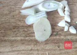 Illustration of how to make chrysanthemum with homemade sauce 2