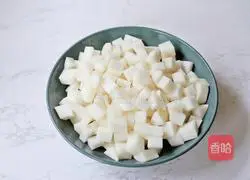 Illustration of how to make radish soaked in Sprite lime 2