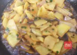 Braised potato slices Practice illustration 3