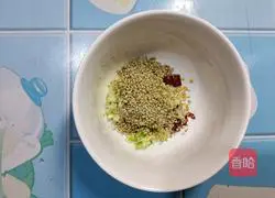 Illustration of how to make tofu with sauce 6