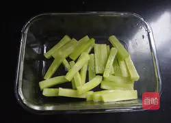 Illustration of how to make cold lettuce 6