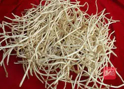 Illustration of how to make cold Houttuynia cordata (leaf root) 4