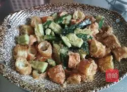 Illustration of how to make sesame sauce and cucumber mixed with fried dough sticks 11