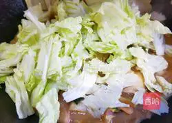 Illustration of how to make radish, cabbage and tofu stew 17