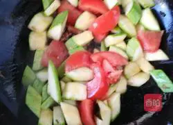 Illustration of how to make tomato gourd 4