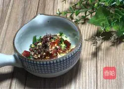 Cold salad Illustration of how to make chicken shreds 3