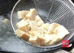 Illustration of how to make sweet and sour frozen tofu 8