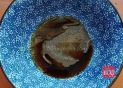 Illustration of how to make sesame green beans 2