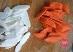 Illustration of how to make snow pea health dishes 2