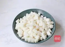 Illustration of how to make Sprite-lime pickled radish 4